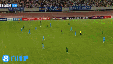 半场结束 北京国安1-0无锡五沟 杨立瑜进球后 众将指指天空 缅怀这位青训小将 