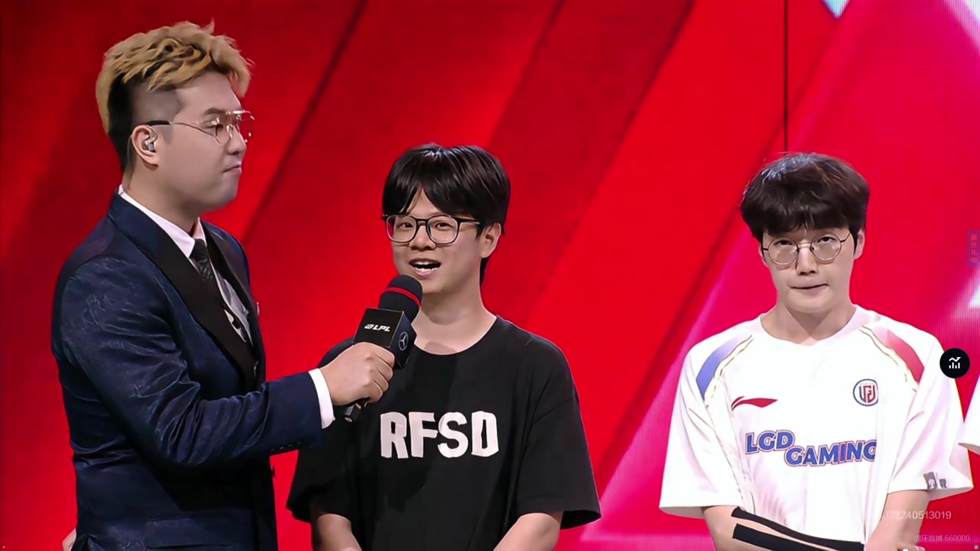 铁黑粉末！ LGD粉丝：从护国神牛到炼铁火人 希望PYL早日成为B站一哥