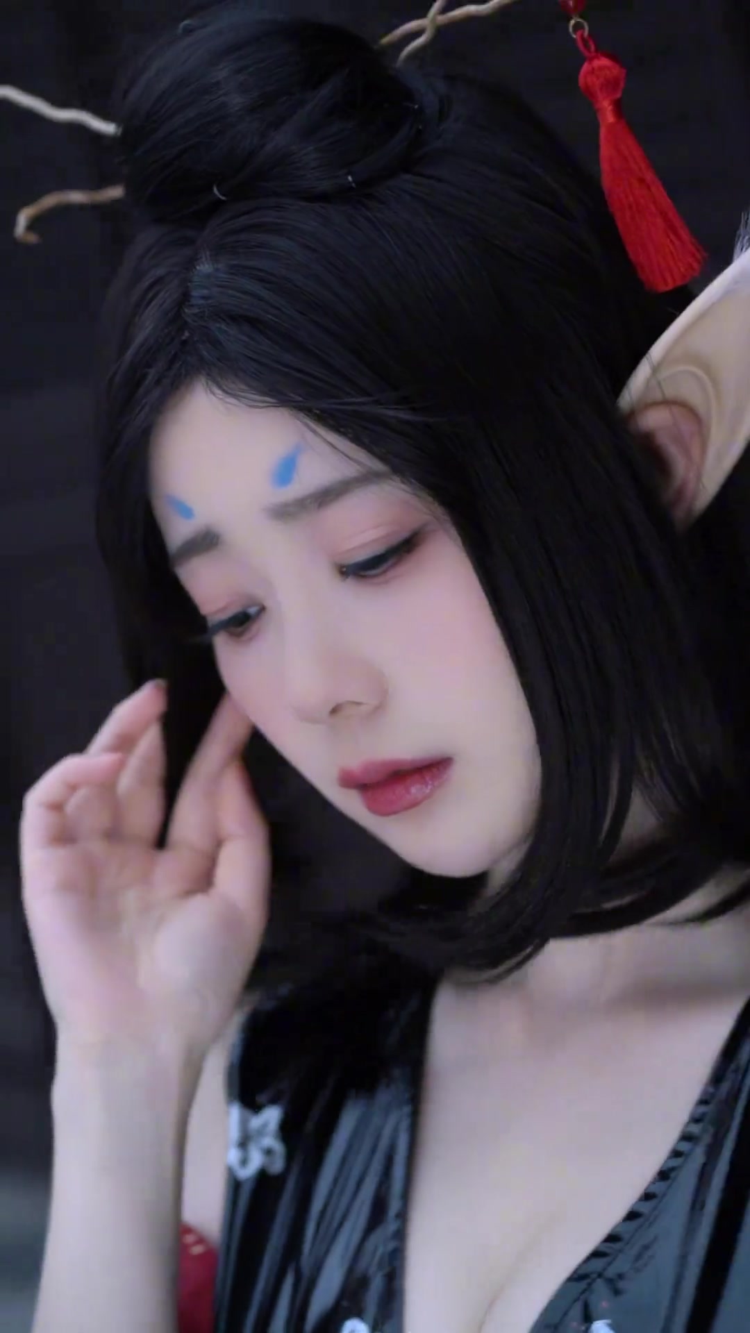 真让我开心🥰《黑神话》 演员萍萍再次秀COS：国庆皮肤限时回归！