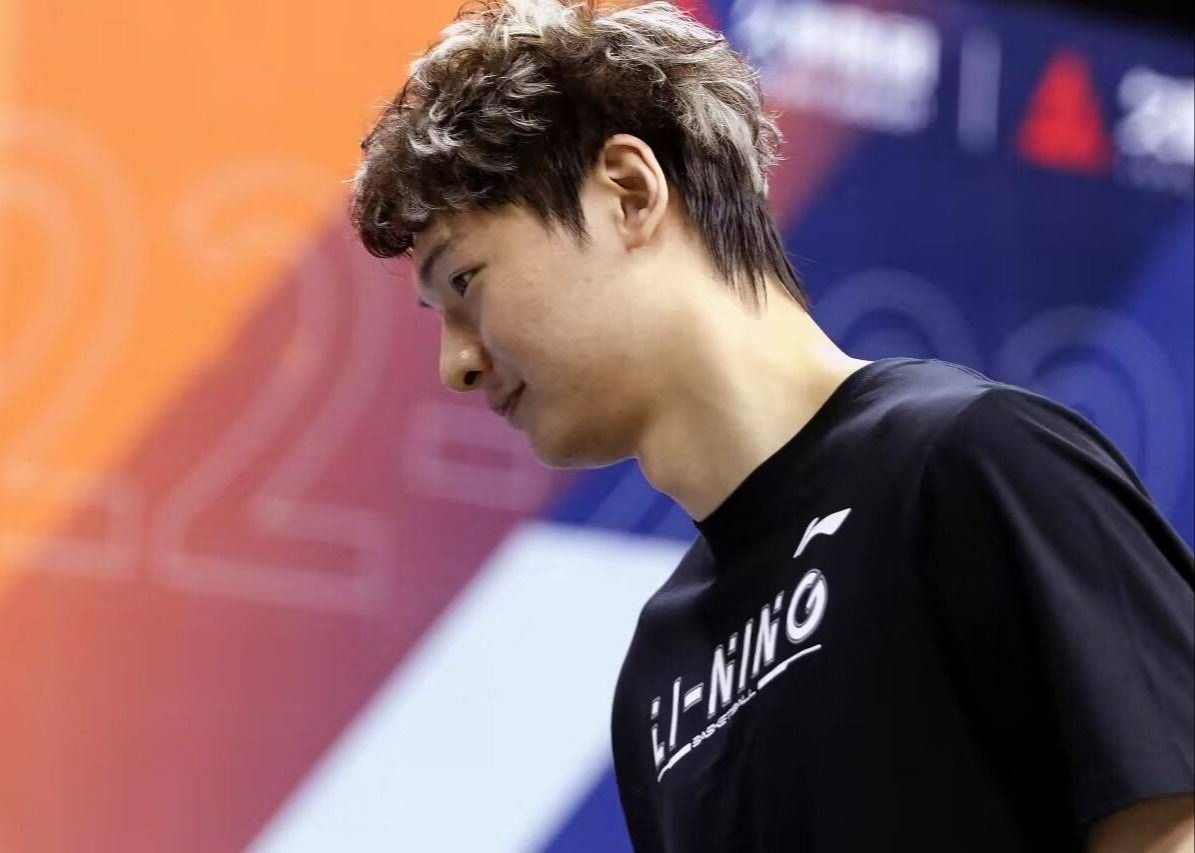 被逆转被罚下场难受！王哲林：在大家眼里 我从来不训练 没关系