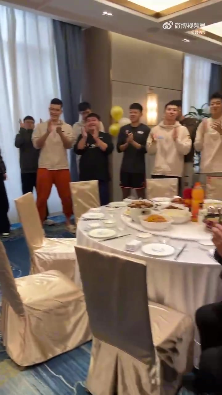 真诚的祝福！祝山东男篮主帅邱彪41岁生日快乐！