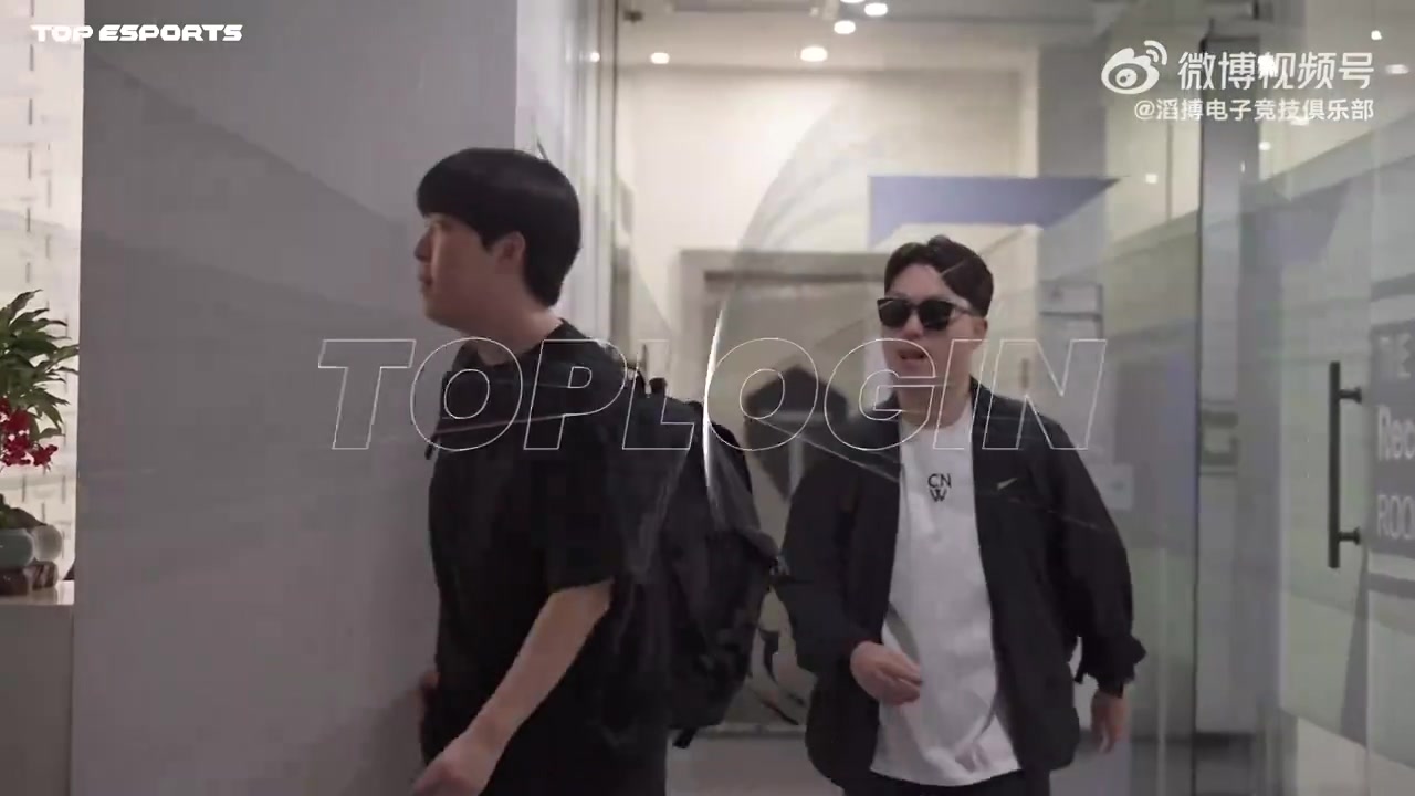 TES Share vs. Nip Arena Vlog：在每场战斗中获得一些东西 每天取得进步 然后攀升！